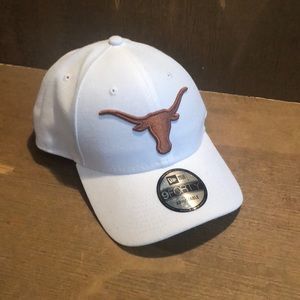 White longhorn hat